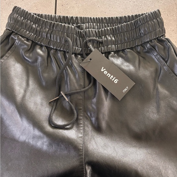 Women’s Venti6 Black Pants - Picture 1 of 8